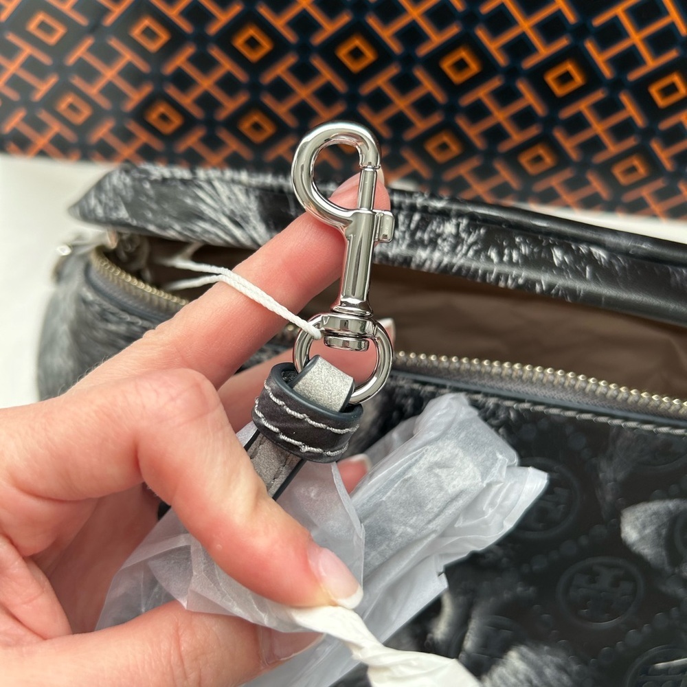 Tory Burch T Monogram Cat Printed Belt Bag Crossbody Bag Gray Cat Portrait - Picture 8 of 10